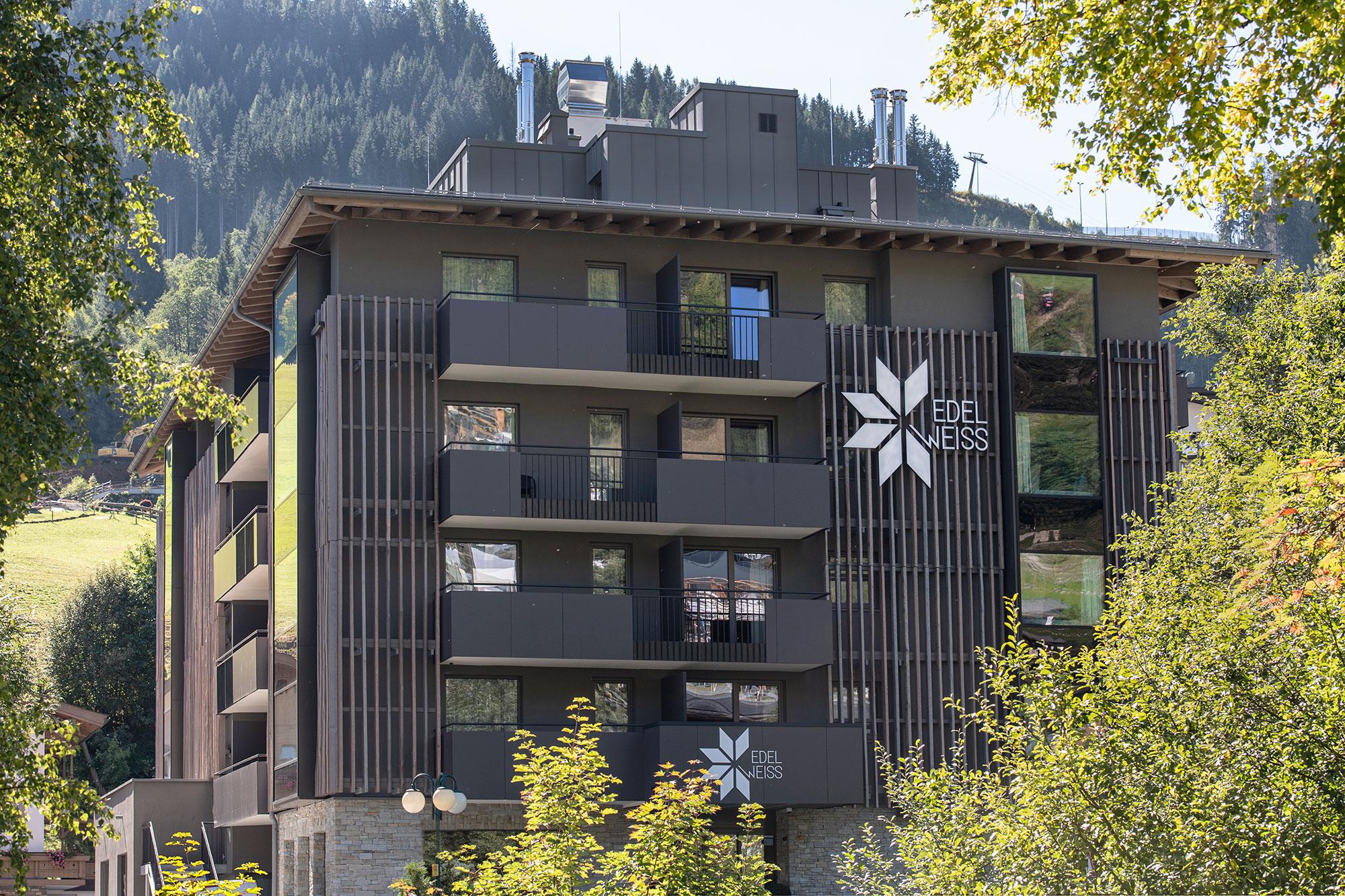 Hotel Edelweiss Saalbach-Hinterglemm Exteriör bild